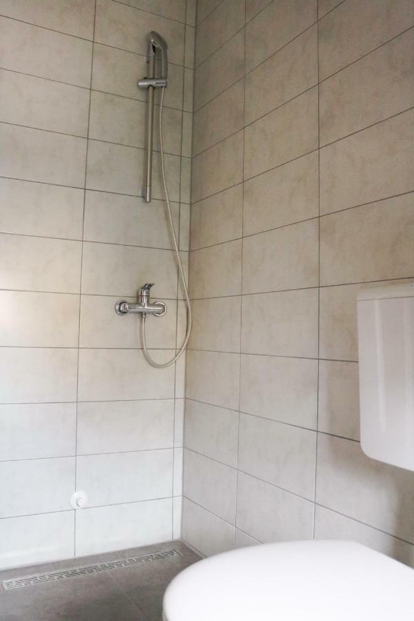 Appartement Stars à Gornji Karin Extérieur photo