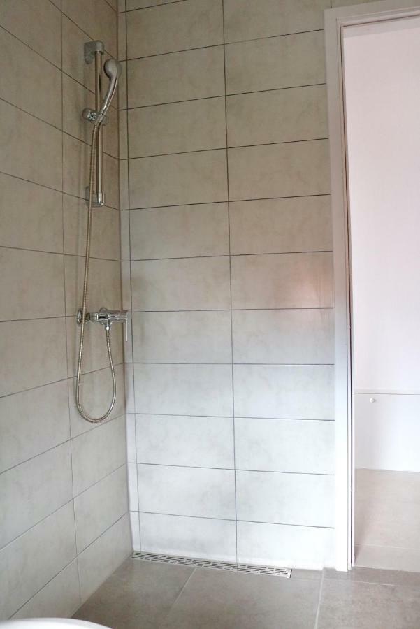 Appartement Stars à Gornji Karin Extérieur photo